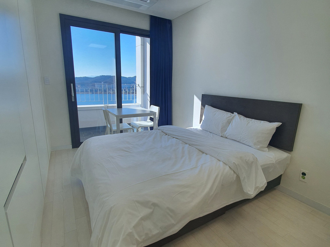 World Sky Residence Hotel