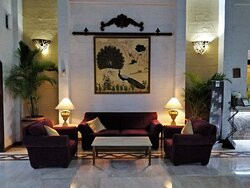 Golden Palms Hotel & Spa主图
