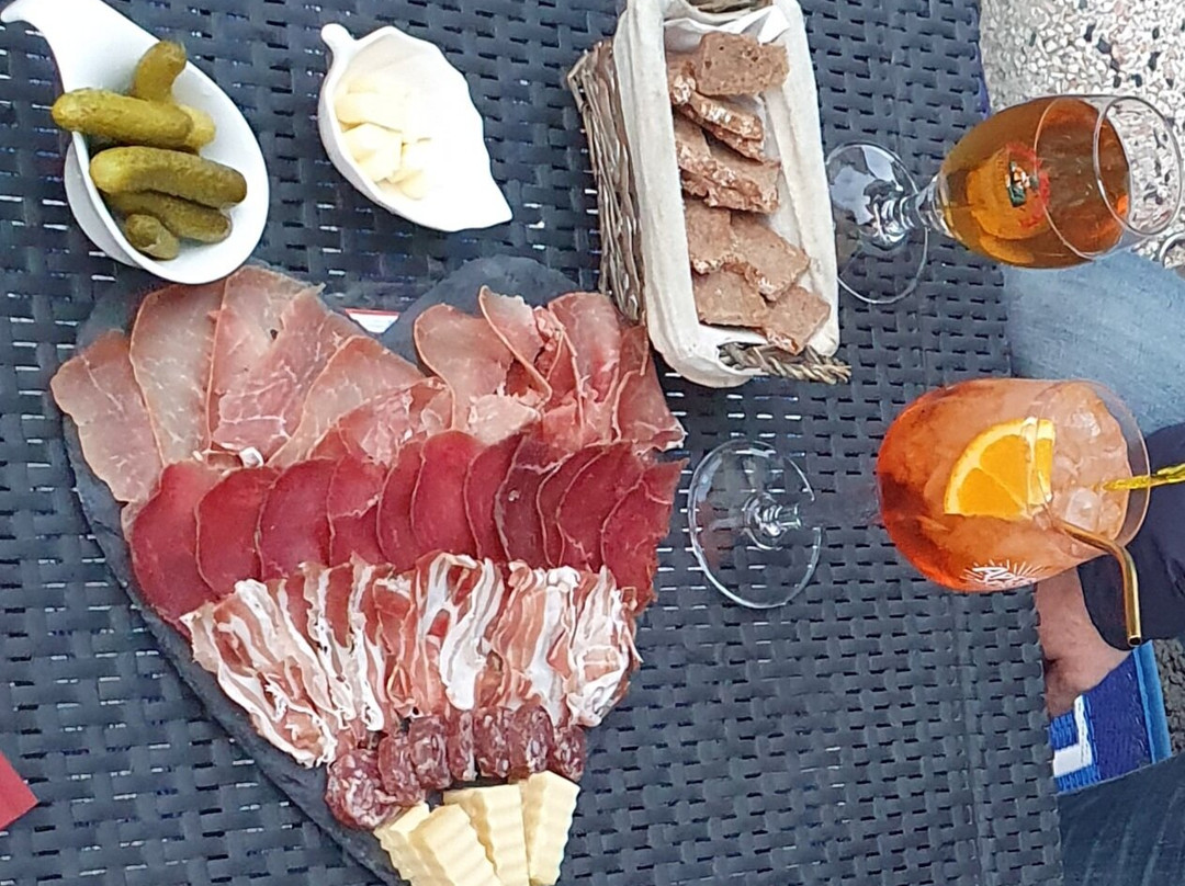 Fully旅游攻略图片