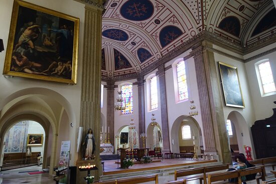 Eglise Saint-Louis de Fontainebleau景点图片