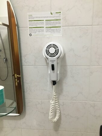Albergo Shine主图