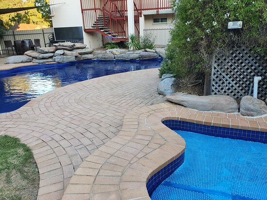 巴罗莎美酒酒店主图