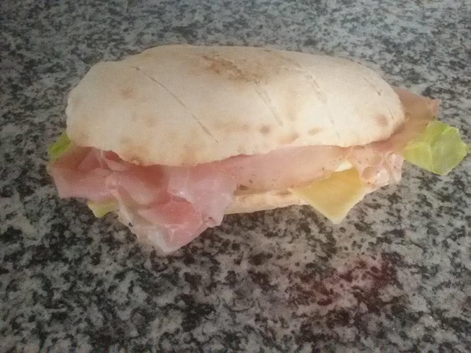 Sospiro餐馆和美食-Bar Centrale Di Carfora Maria