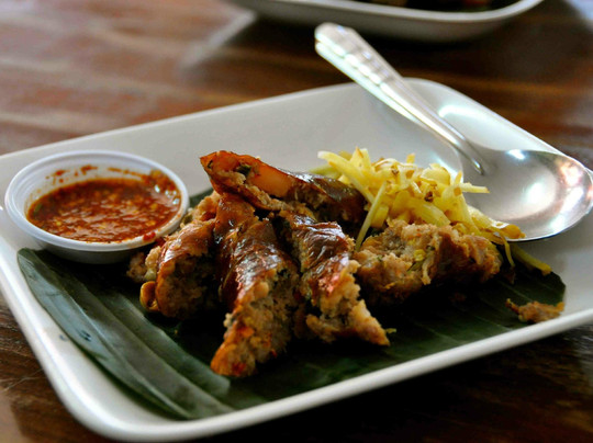 เฮือนเพ็ญ主图