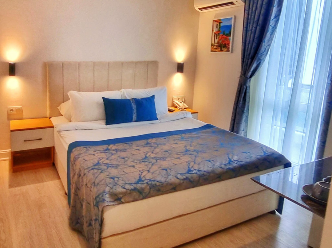 Lara Vista Hotel