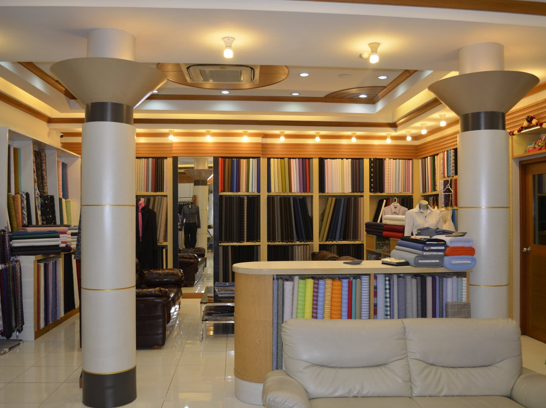 Anthony's Bespoke Tailor-卡伦必去景点