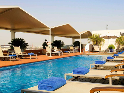 诺富特塞维利亚酒店主图