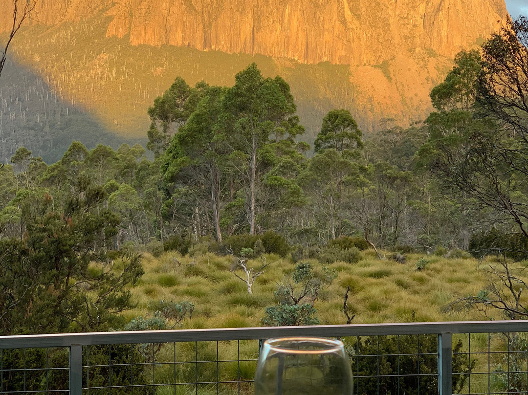 Cradle Mountain Signature Walk by Tasmanian Walking Company景点图片