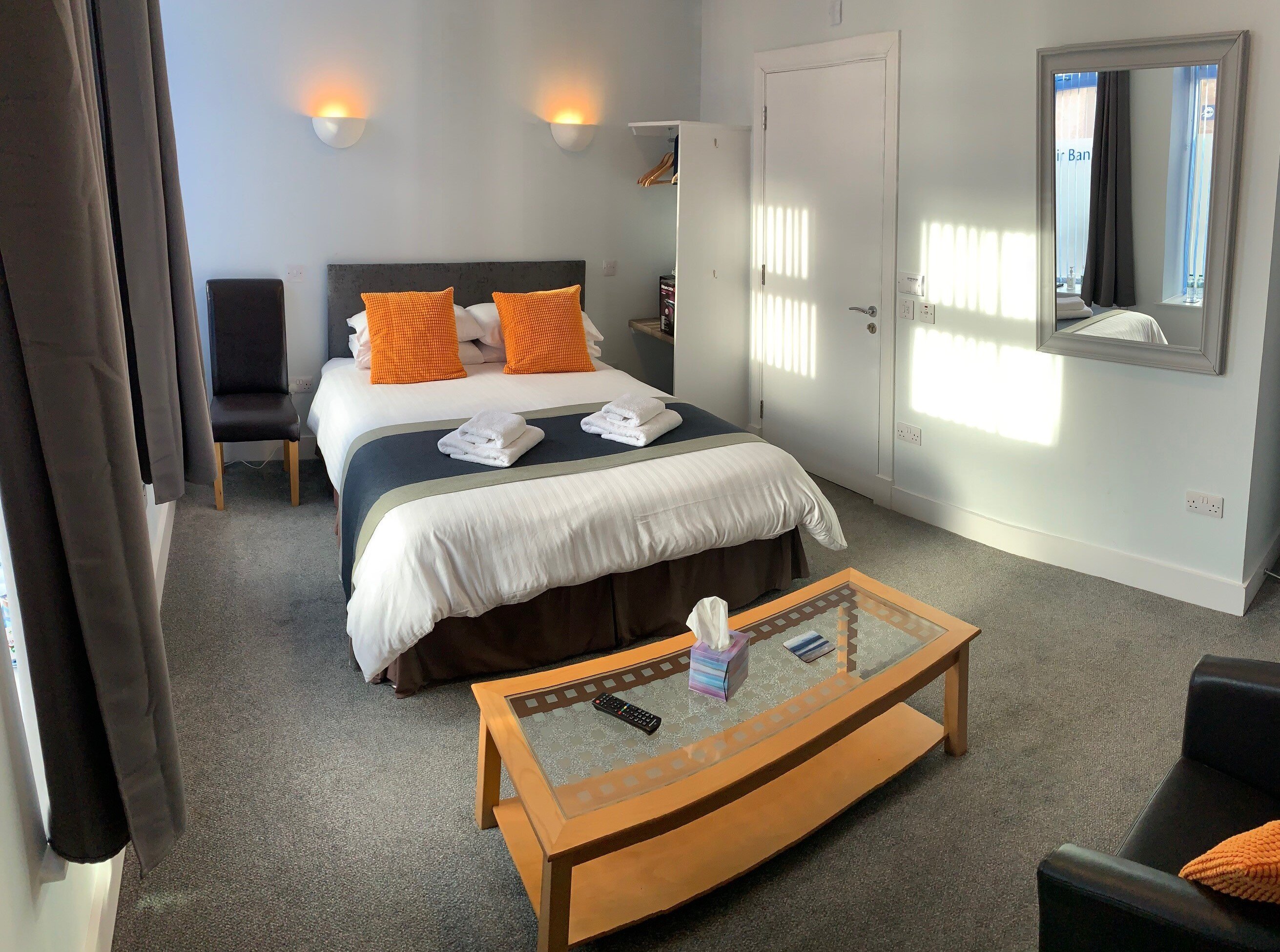 Muir Bank Hotel-官方