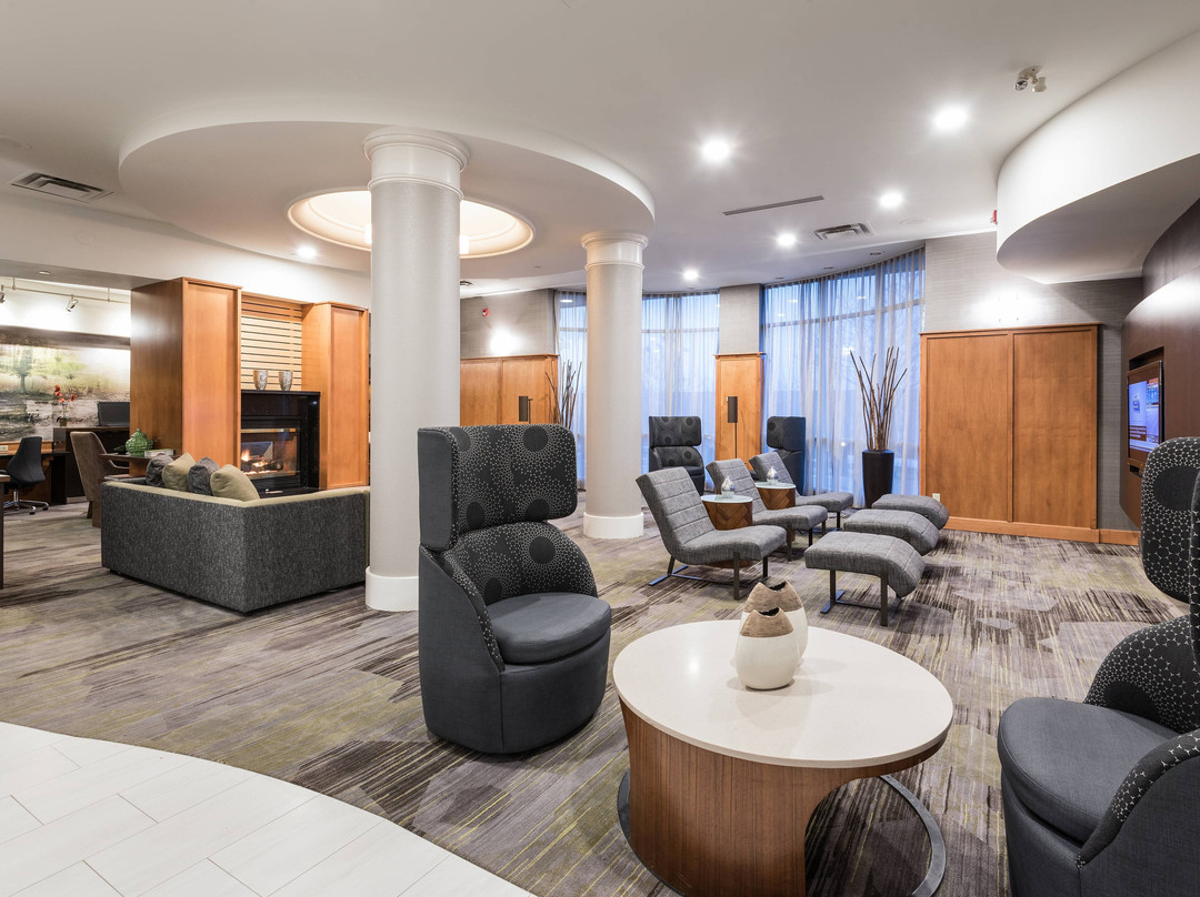 Courtyard by Marriott Toronto Vaughan主图