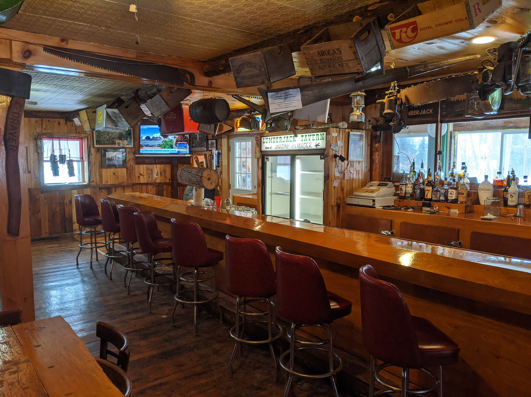 Lumberjack Tavern-Big Bay必去景点