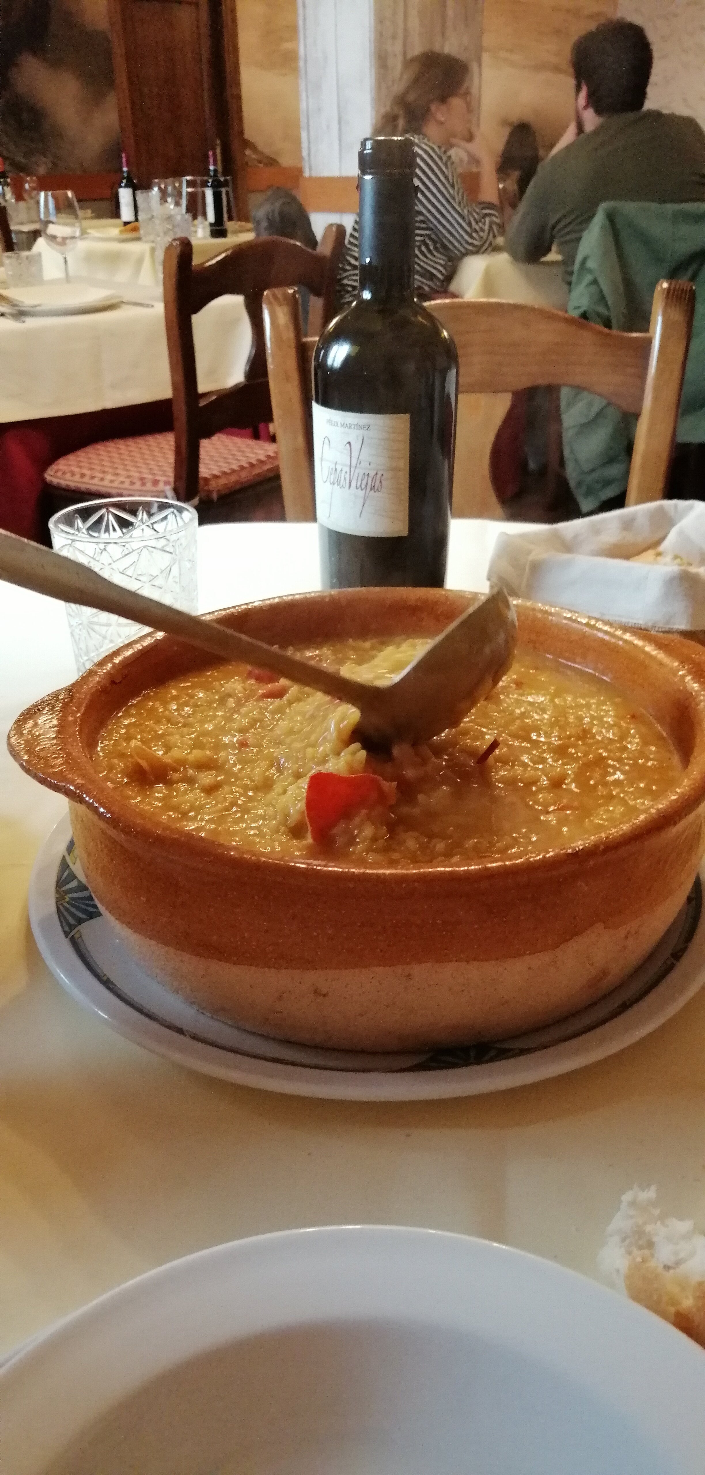 El Txakoli-官方