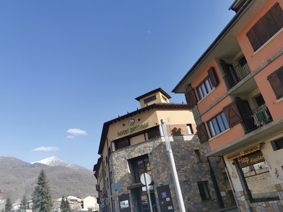 Hotel Pirineos-官方