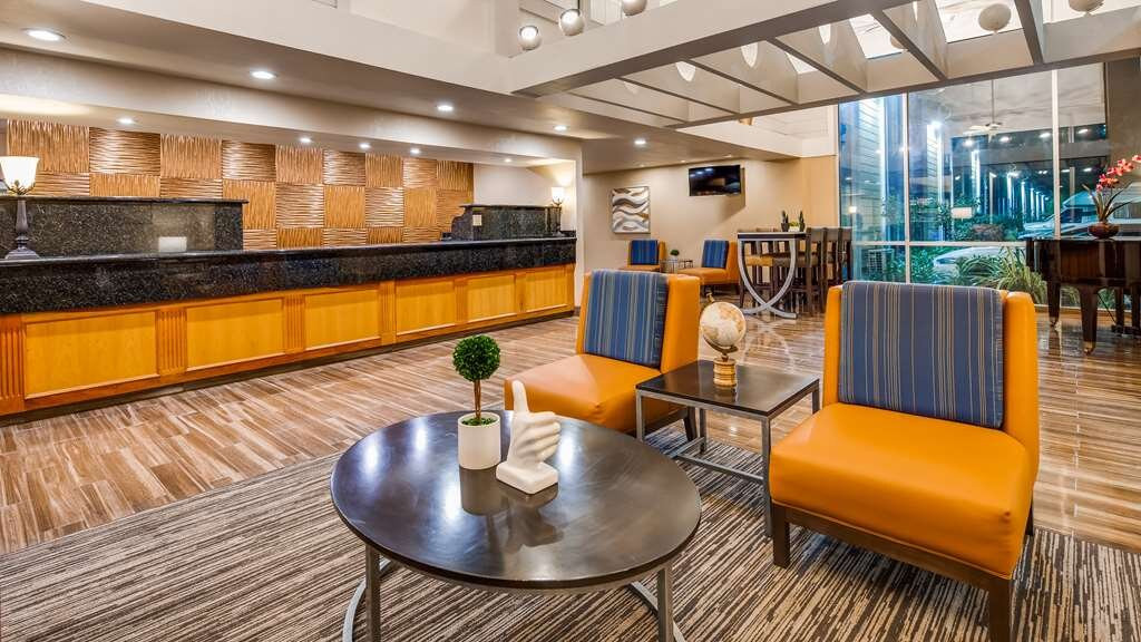 赫利泰治贝斯特韦斯特优质酒店主图