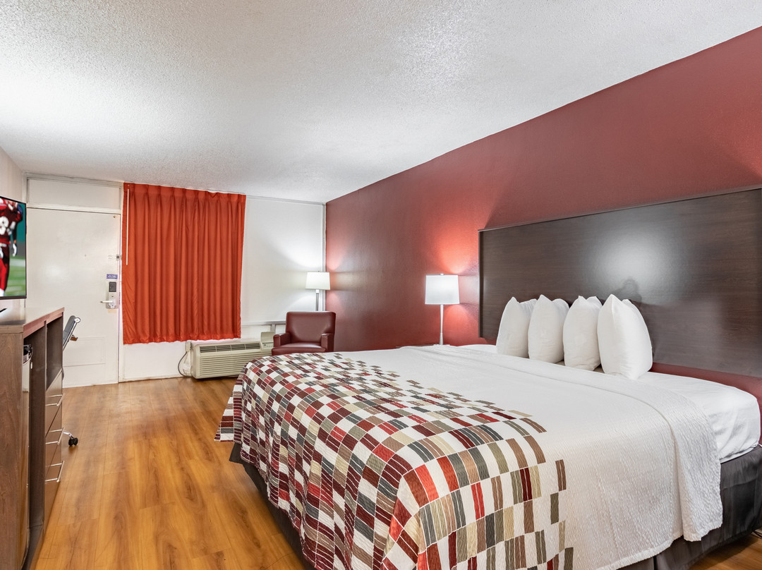 Red Roof Inn Forsyth主图