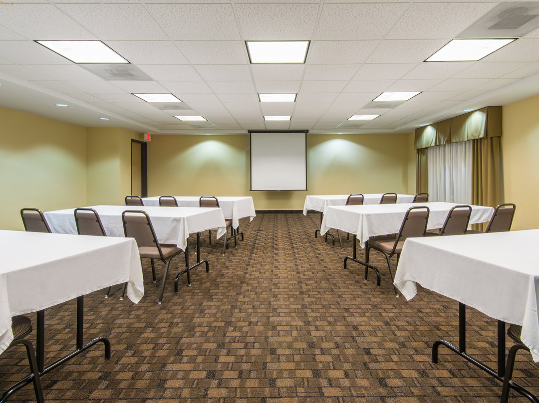 Holiday Inn Express & Suites El Dorado, Ks By IHG主图