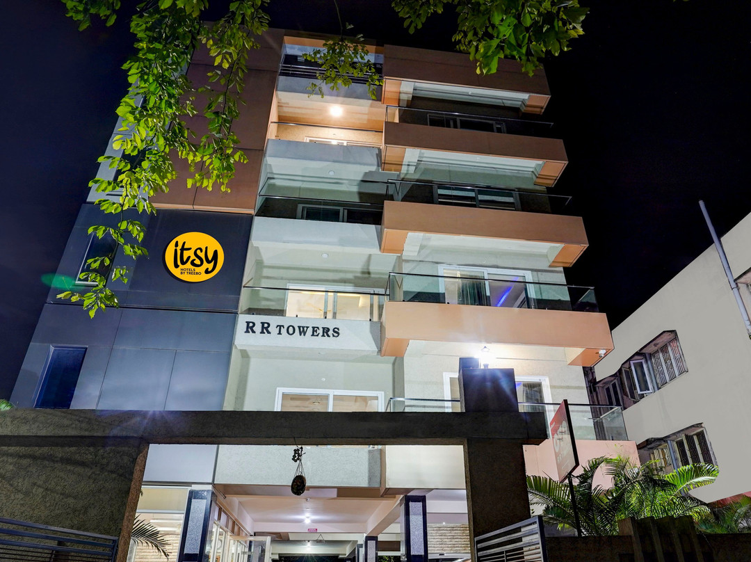 Itsy By Treebo - Hill Town