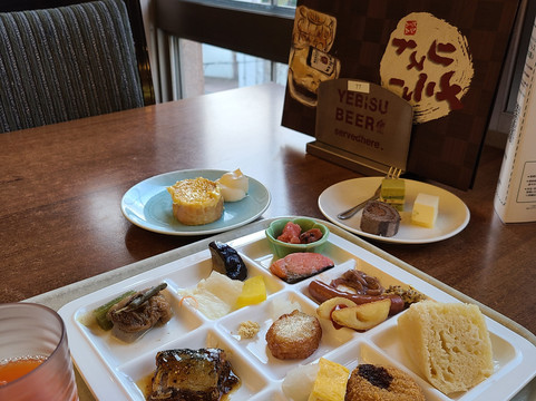 登别万世阁主图