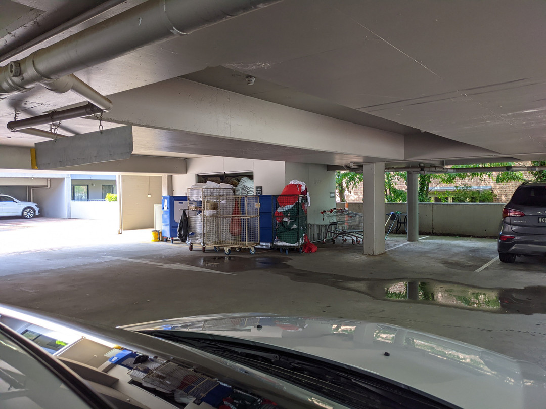 Pinnacle Apartments Canberra主图