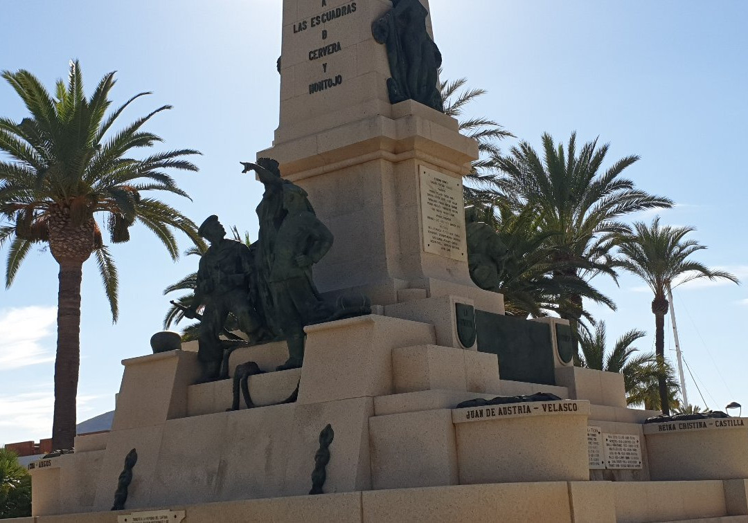 Plaza Heroes de Cavite景点图片