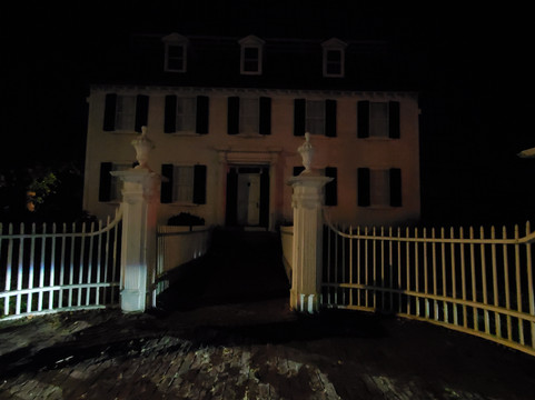 Salem Historical Tours & Haunted Footsteps Ghost Tour-塞勒姆必去景点