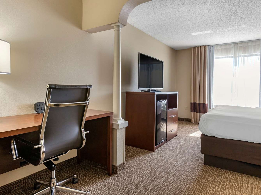 Comfort Suites - Grandville主图