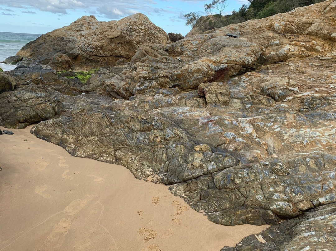 蓝宝石海滩香波尔酒店主图