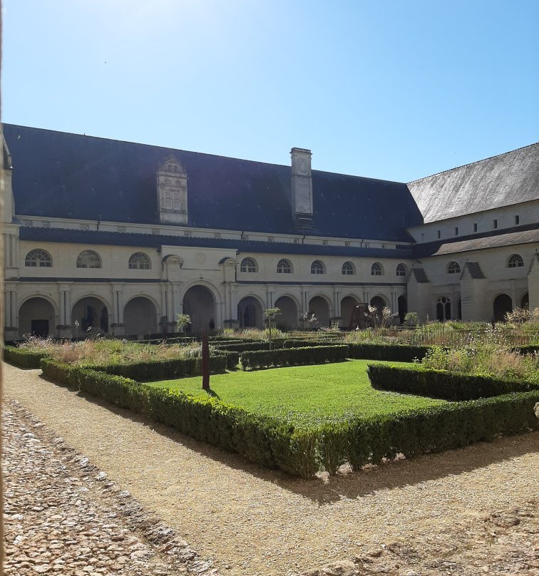 Abbaye royale de Fontevraud景点图片