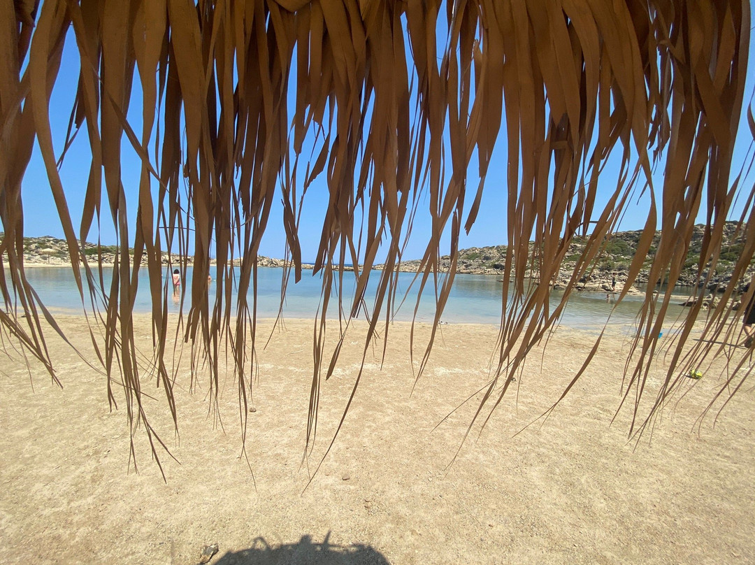 Aspri Limni Beach景点图片