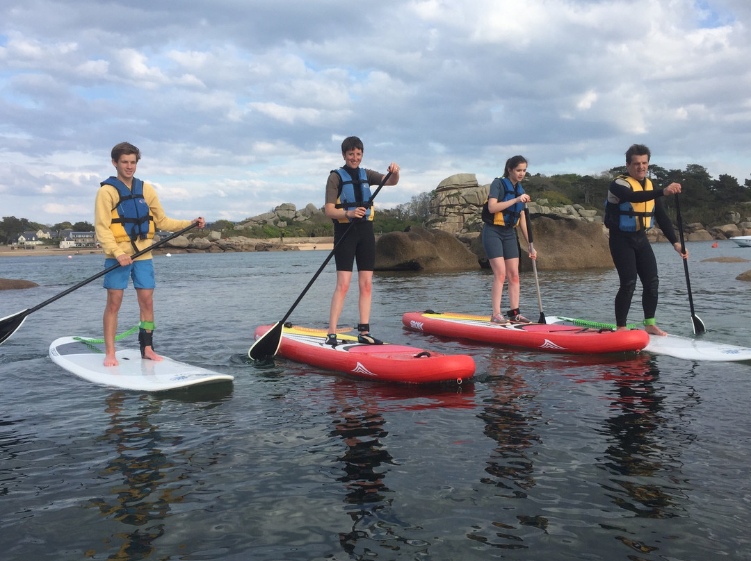 Kayaks Paddles Ploumanac'h景点图片