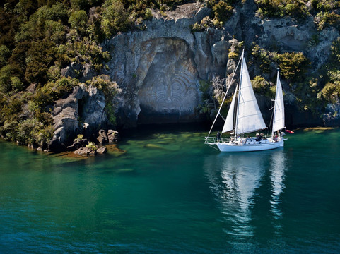 巴巴利号帆船之旅-陶波必去景点