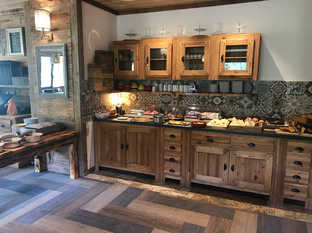 Hôtel Chalet Marano Restaurant & Spa主图