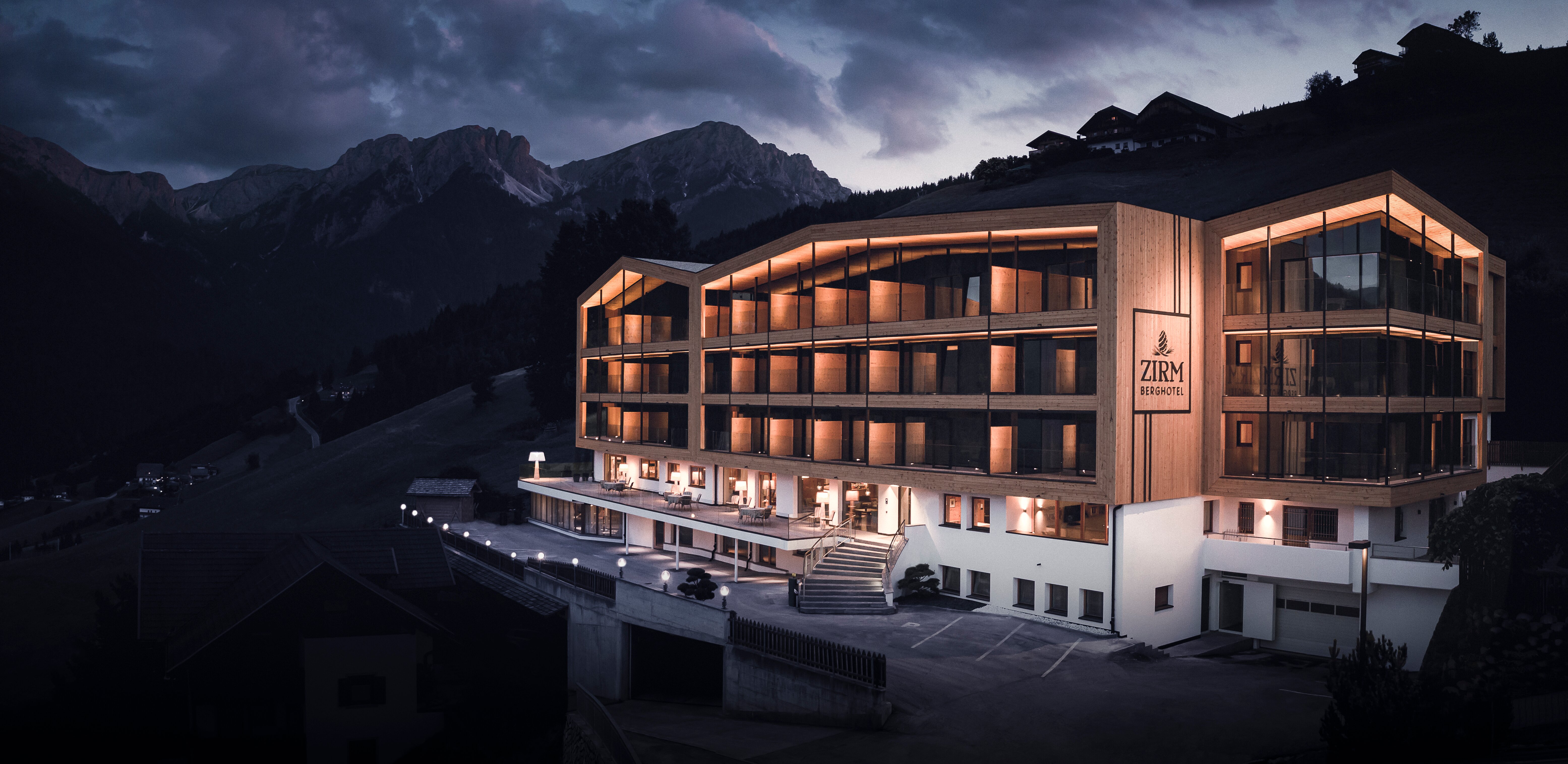 Berghotel Zirm-官方