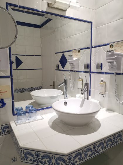 Hotel-Restaurant Le Grenier a Sel主图