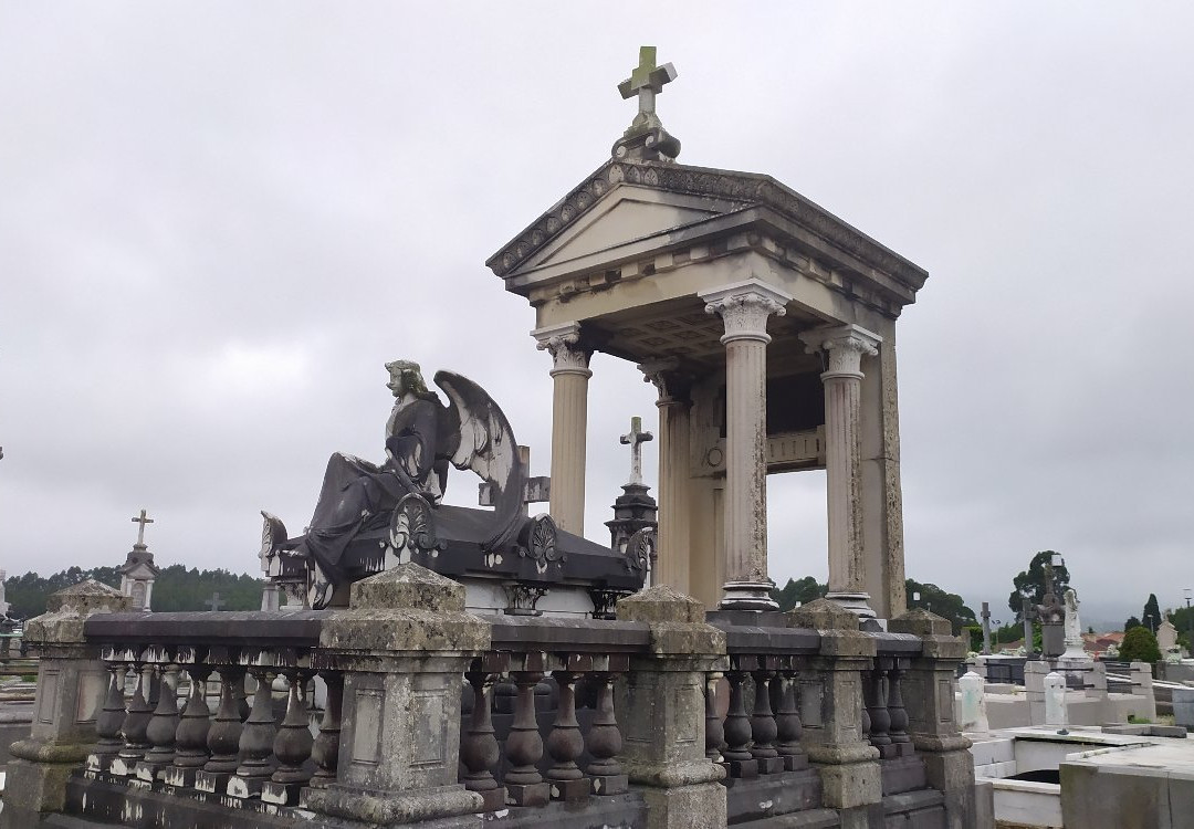 Cementerio de La Carriona-阿维莱斯必去景点