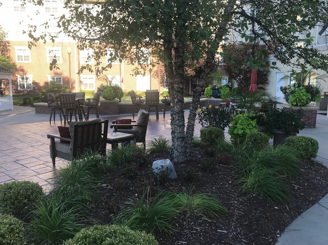 海滨希尔顿惠庭套房酒店主图