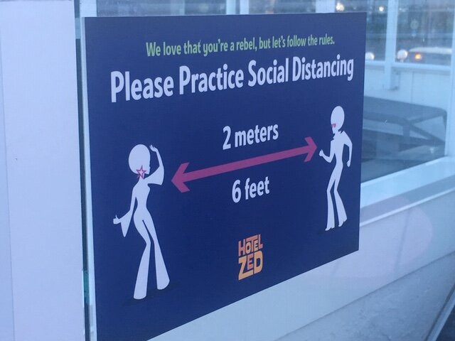 基洛纳泽德酒店主图