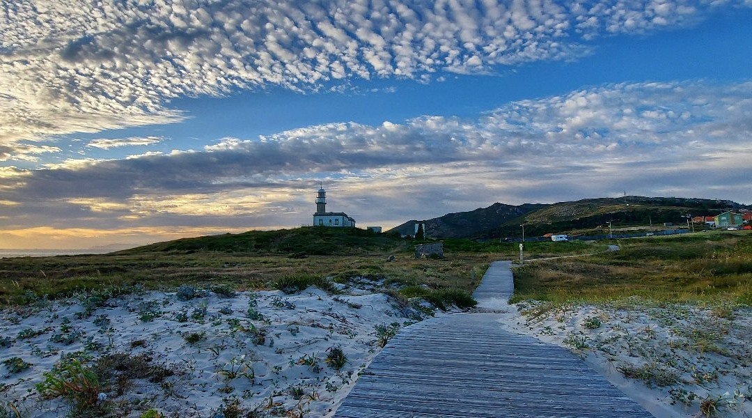 Faro de Louro景点图片