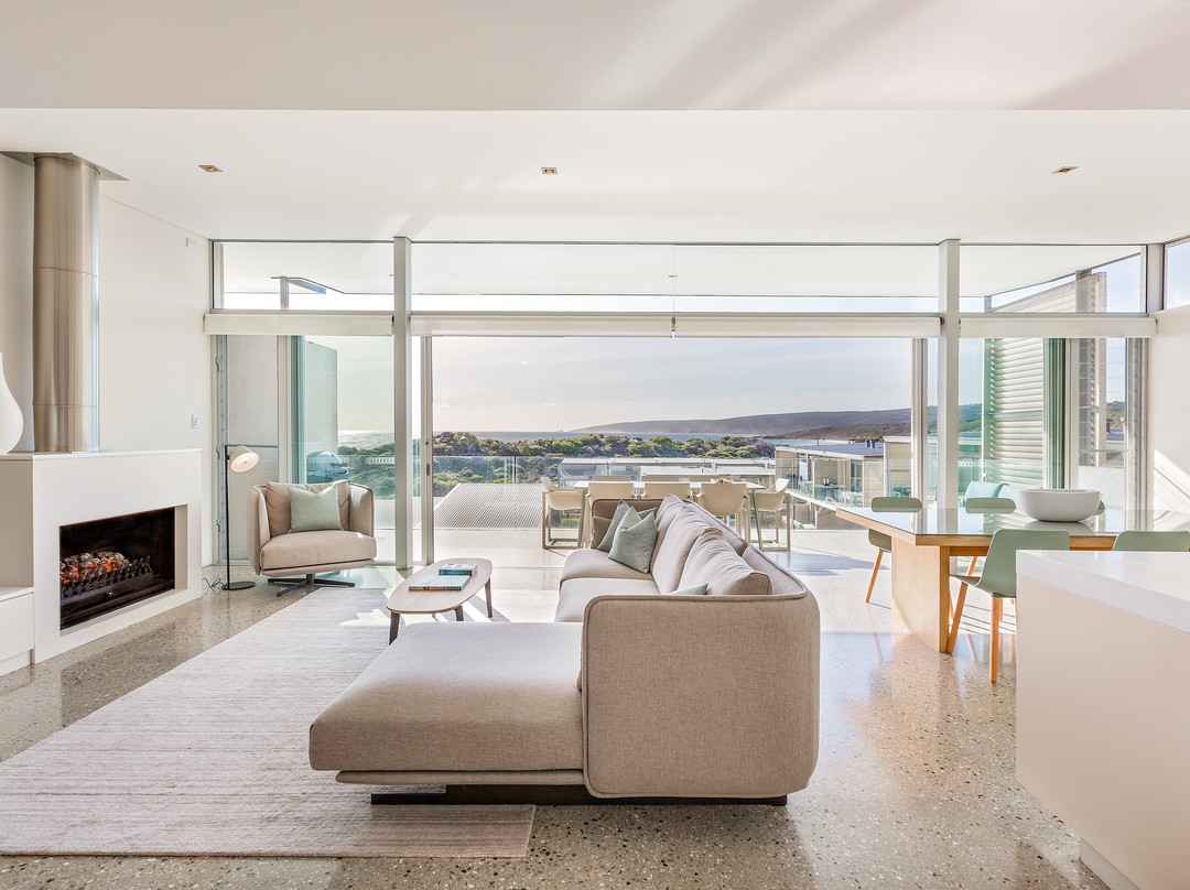 斯密斯海滩度假酒店主图