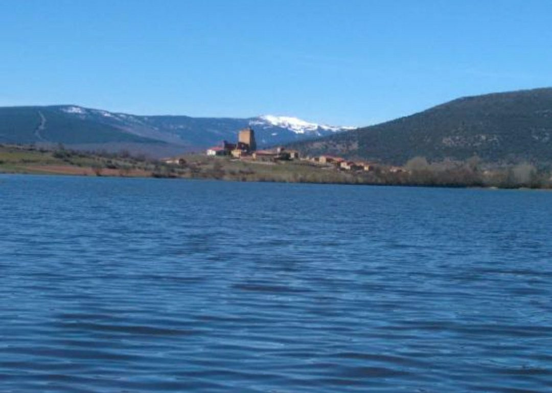 Laguna de La Serna景点图片
