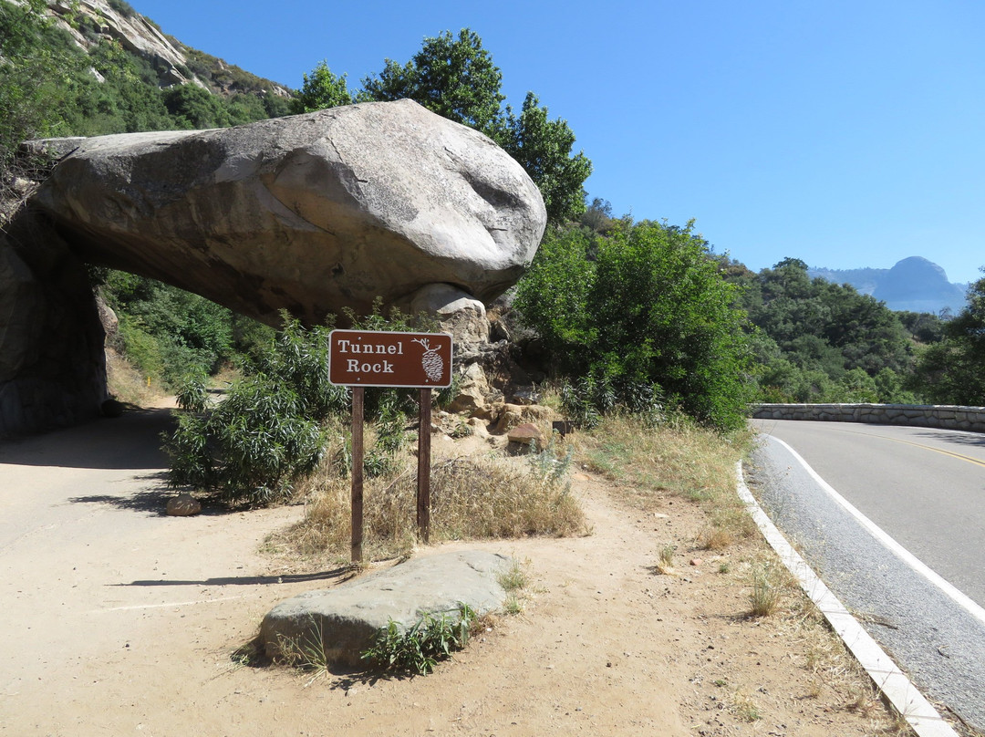 Tunnel Rock-红杉&国王峡谷国家公园必去景点