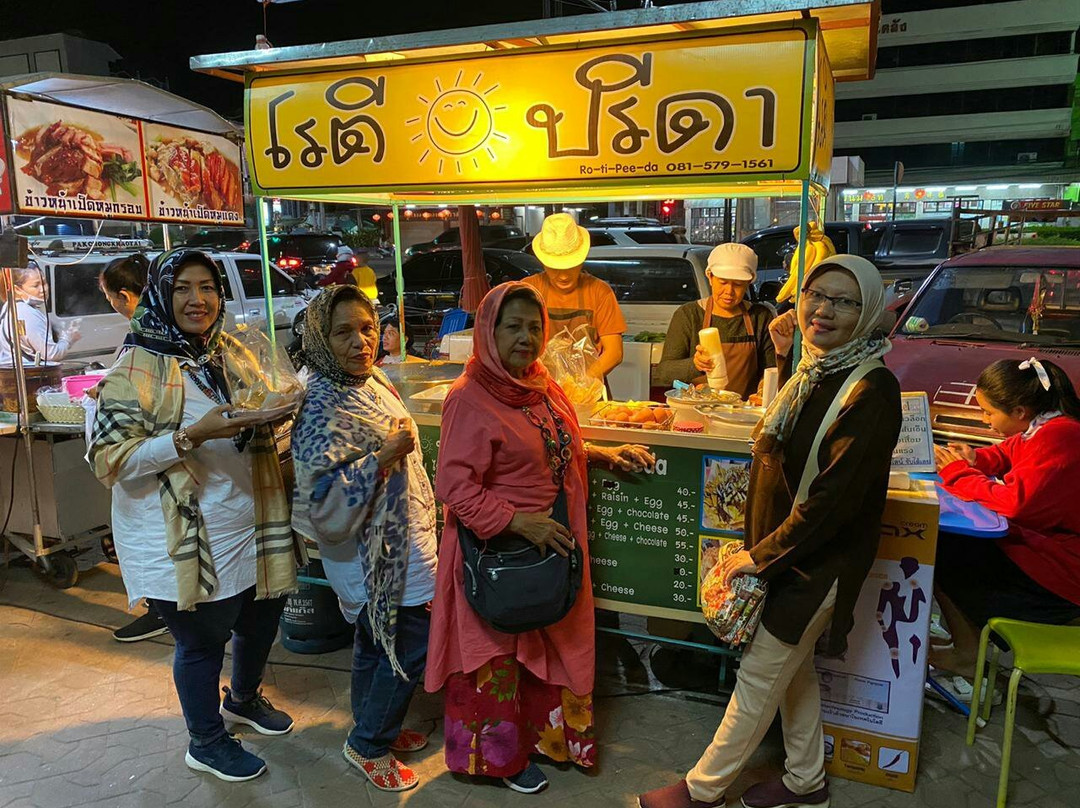 Pak Chong market景点图片
