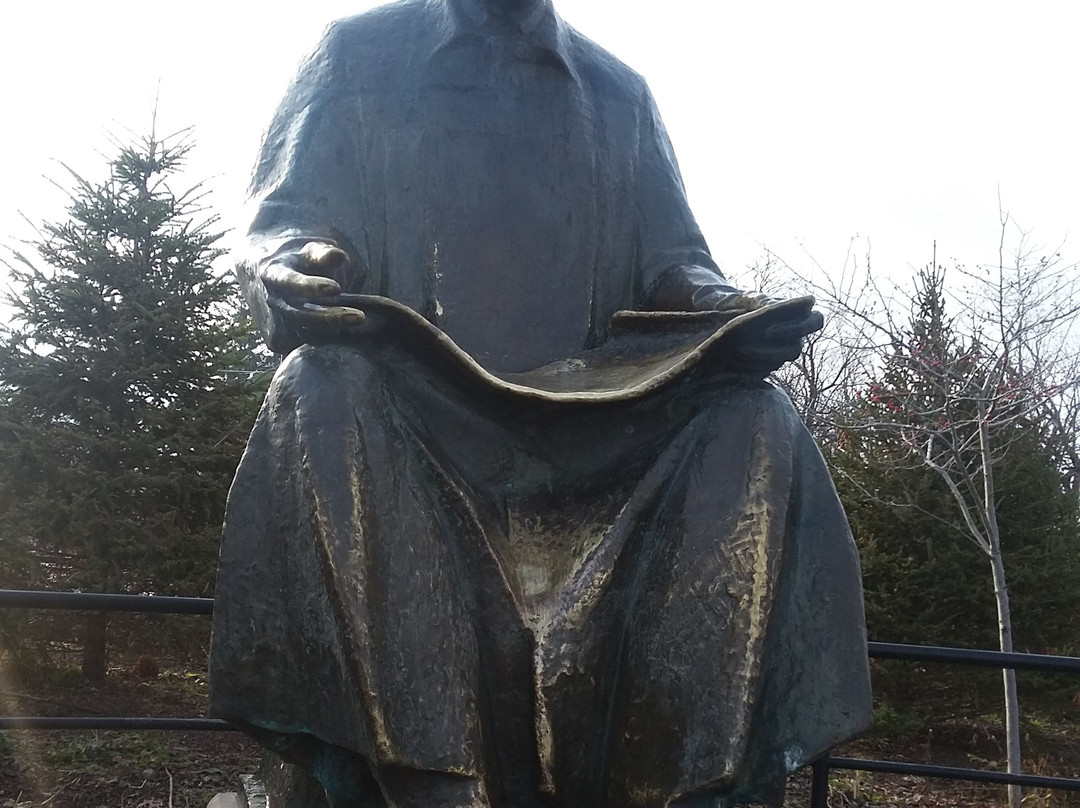 Nikola Tesla Monument景点图片
