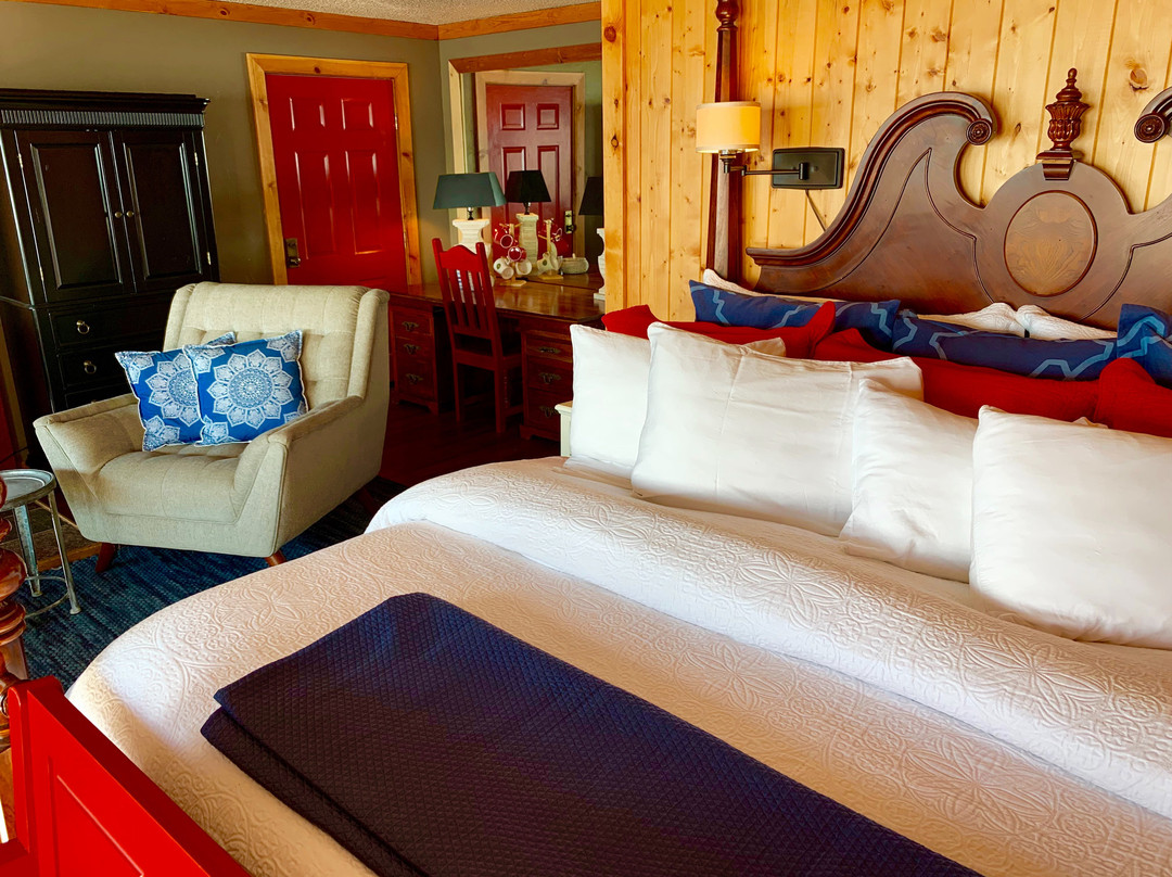 Homer Ocean House Inn Hotel And Condos主图