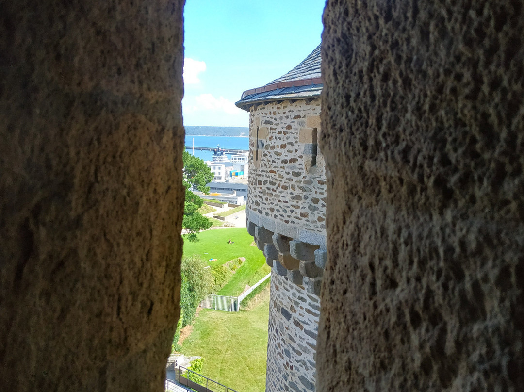 Tour de la Motte Tanguy-布列斯特必去景点