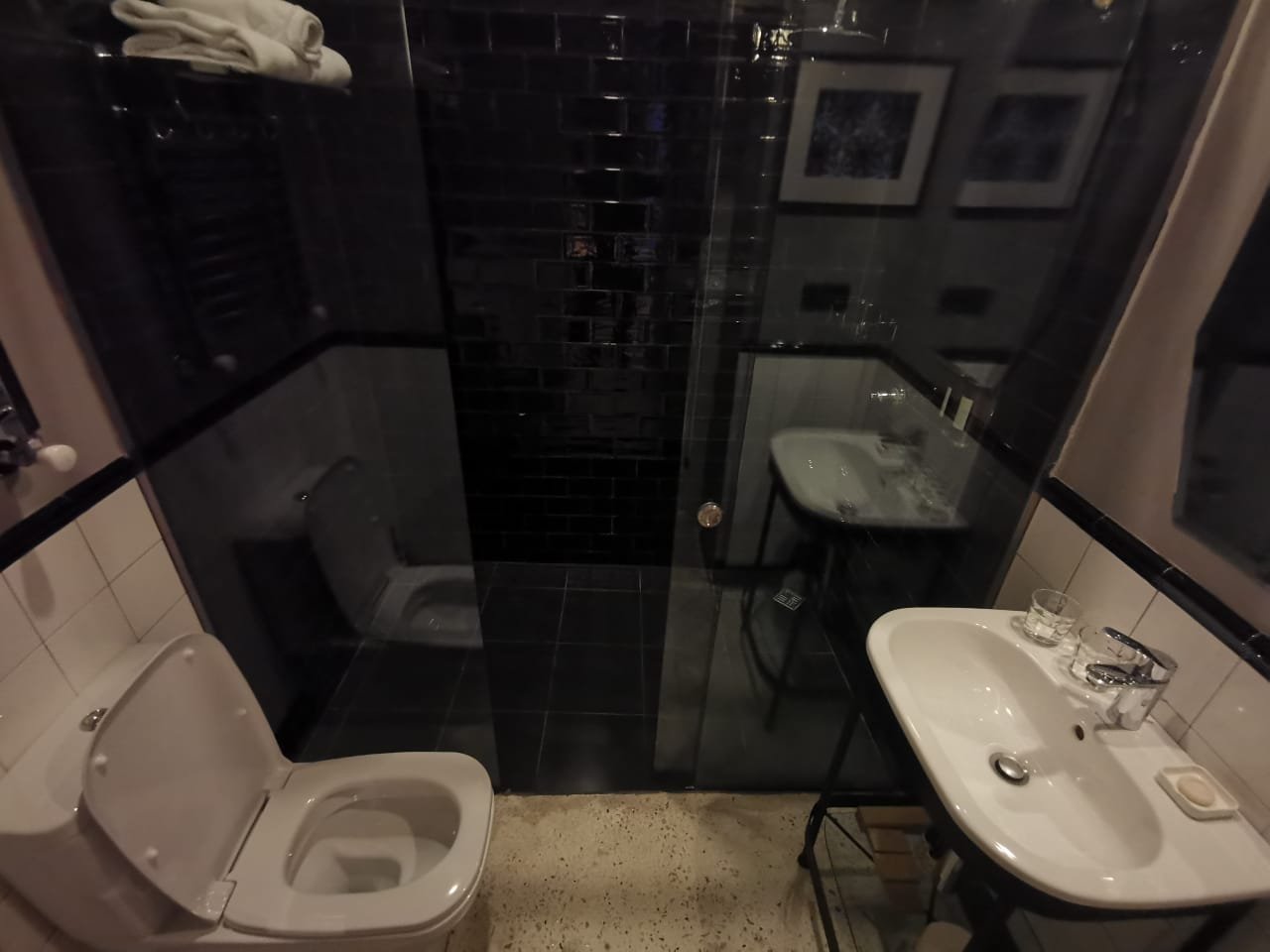 Communal Hotel Sololaki-浴室