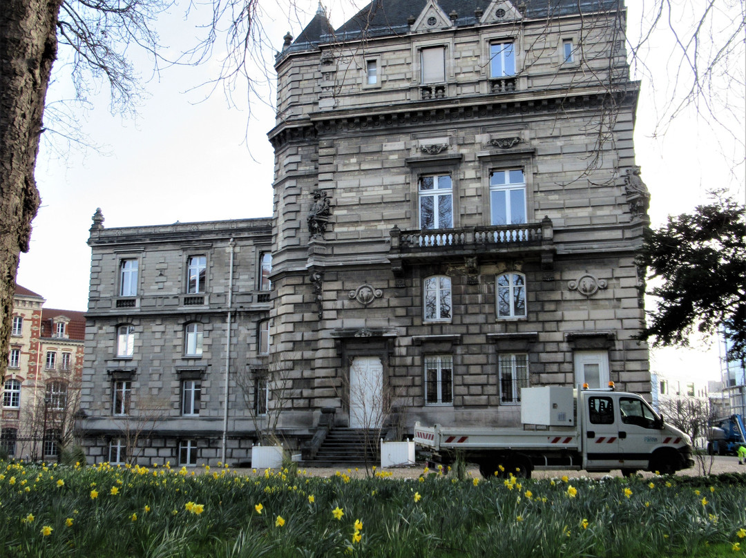Hôtel de Ville à Pantin-庞坦必去景点