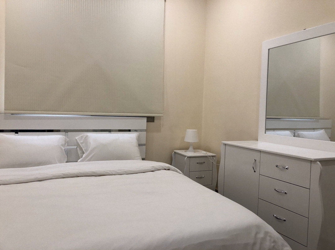 Kings Home Apartments主图