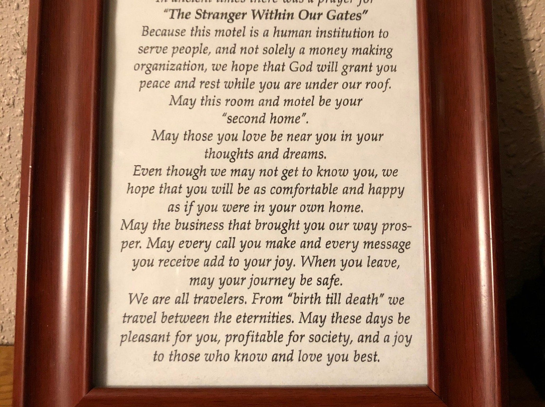 Canadian Wilderness Inn主图