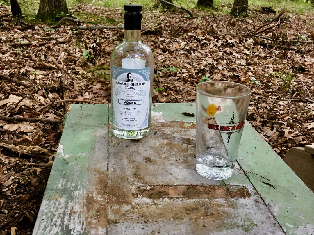 Samuel Berton Distilling-Labadie必去景点